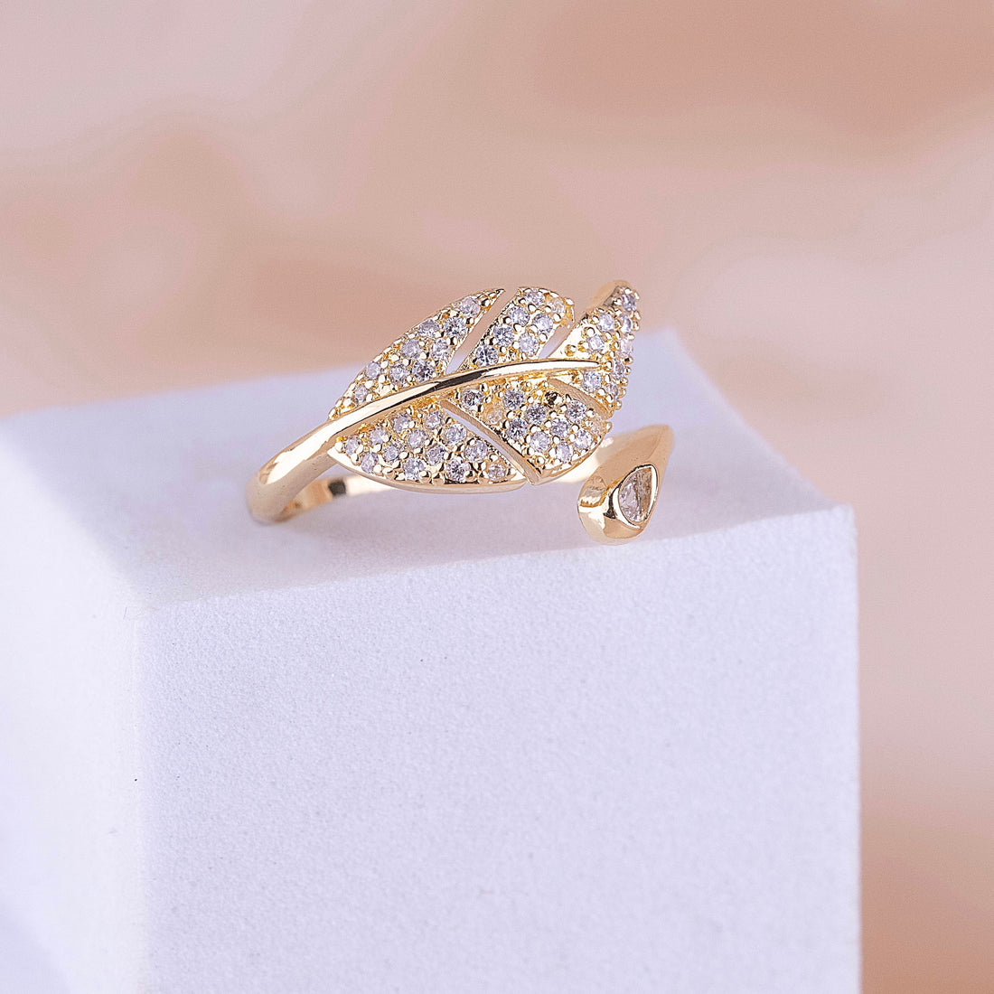 Anillo Hoja Dorado Ref: A1601