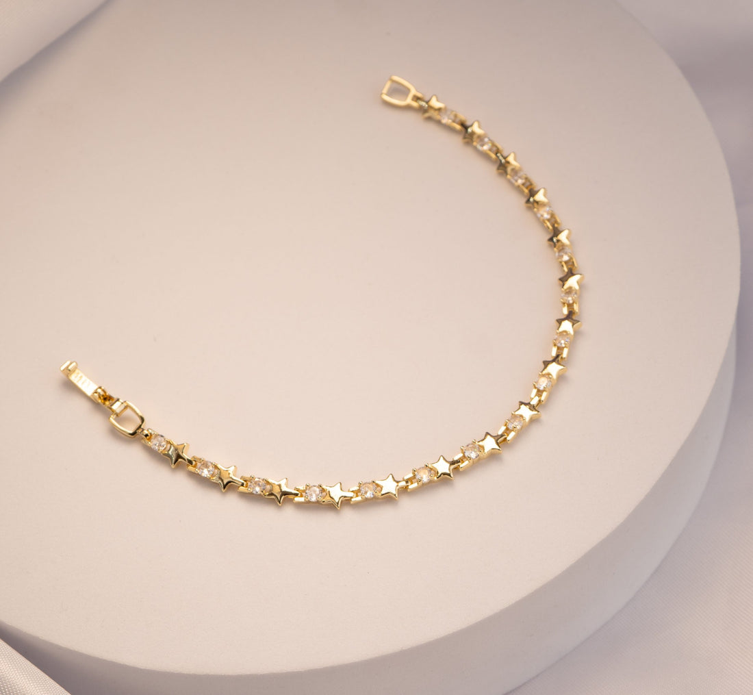 Pulsera Estrellas Circones Dorada Ref: I169