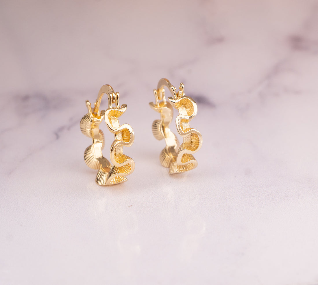 Candongas Onduladas Doradas Ref:B1044