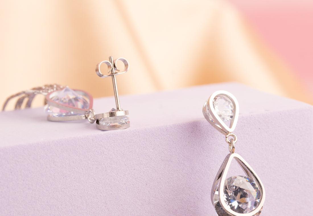 Aretes Gotas Cristal Plateados Ref:B1206