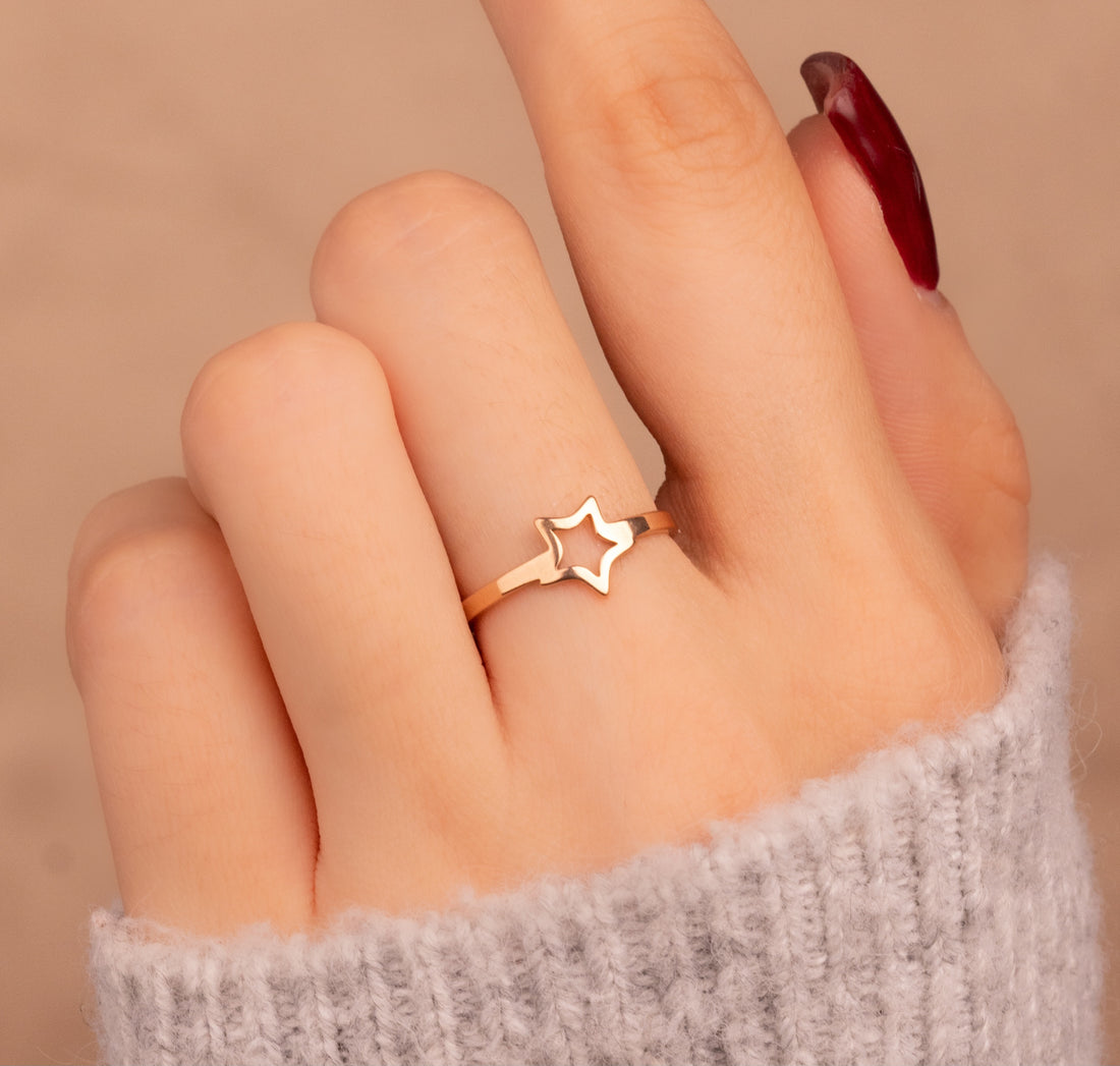Anillo Estrellita Oro Rosa  Talla 7 Ref: A2040