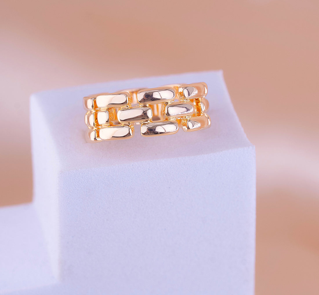 Anillo Bárbara Dorado Ref: A1641