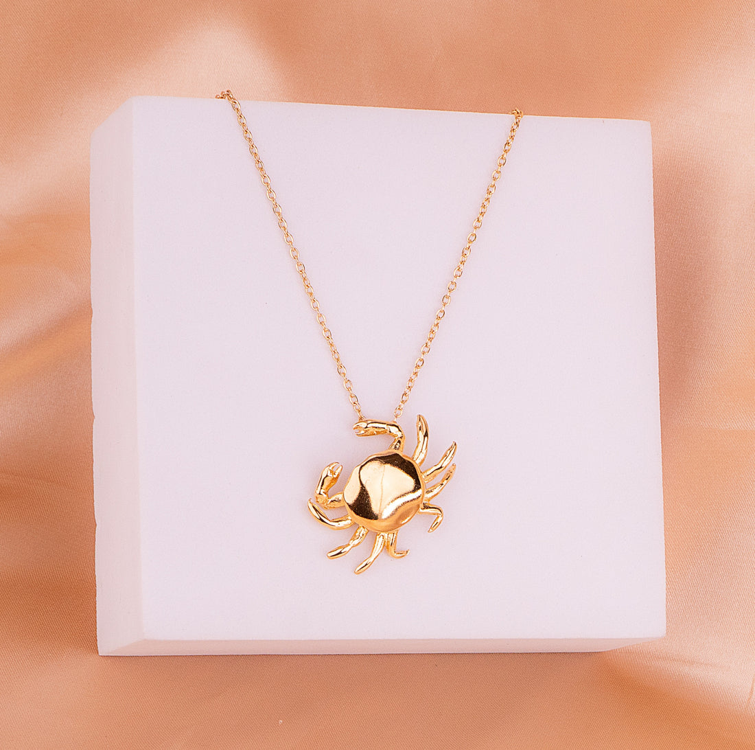 Collar Cangrejo Dorado Ref: D108