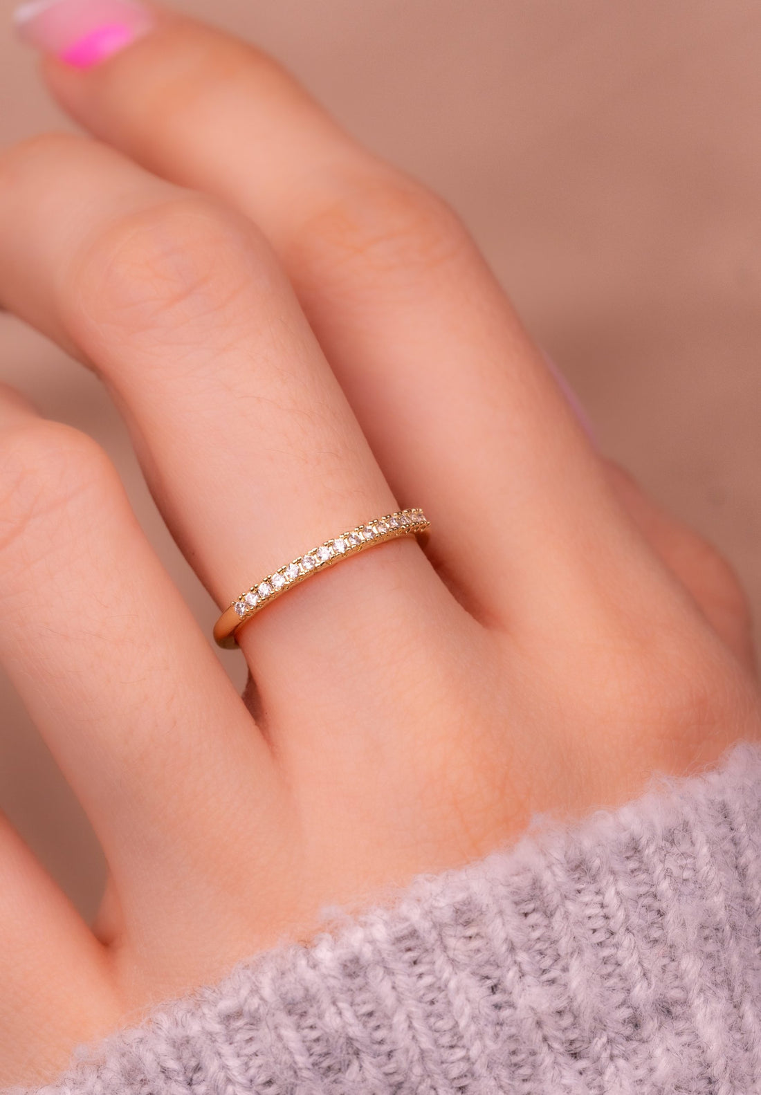 Argolla Dorada Circones Blancos Ref: A583