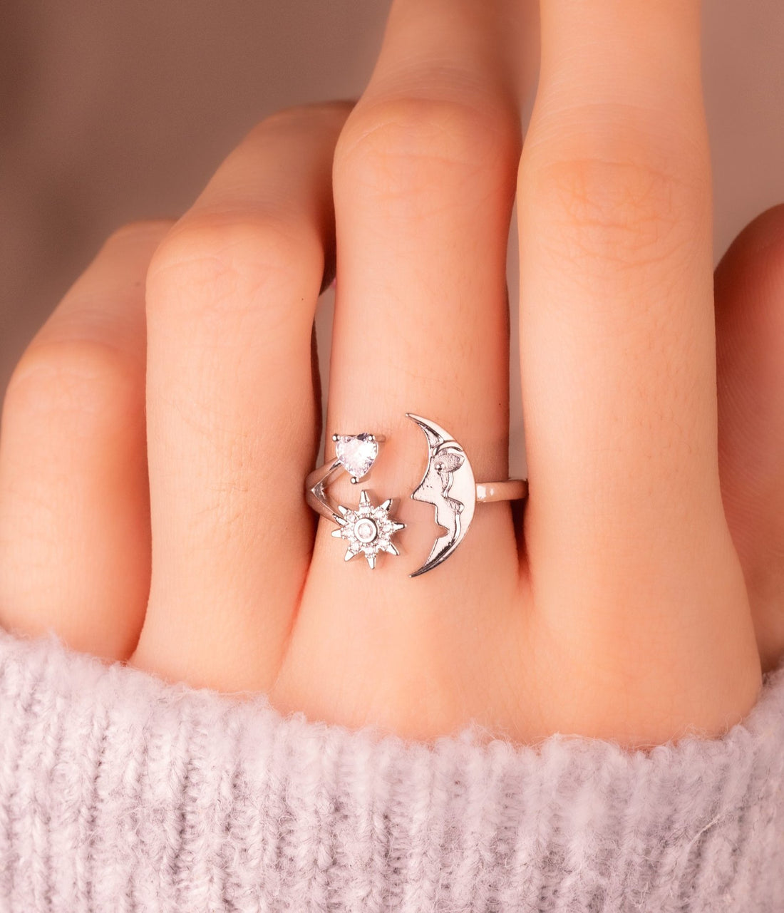 Anillo Cara Luna Plateado Ref: A1540