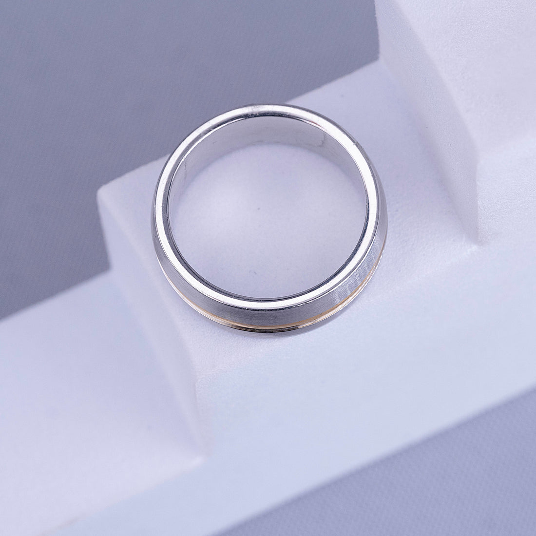 Anillo Enzo Plateado Con Dorado Ref: F786