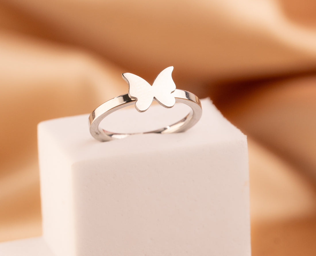 Anillo Mariposa Plateado Talla 7 Ref:A1920