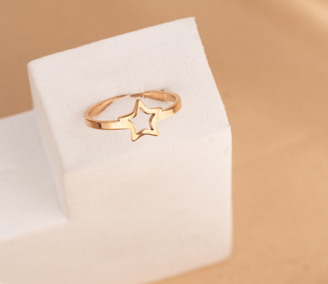 Anillo Estrellita Oro Rosa  Talla 7 Ref: A2040