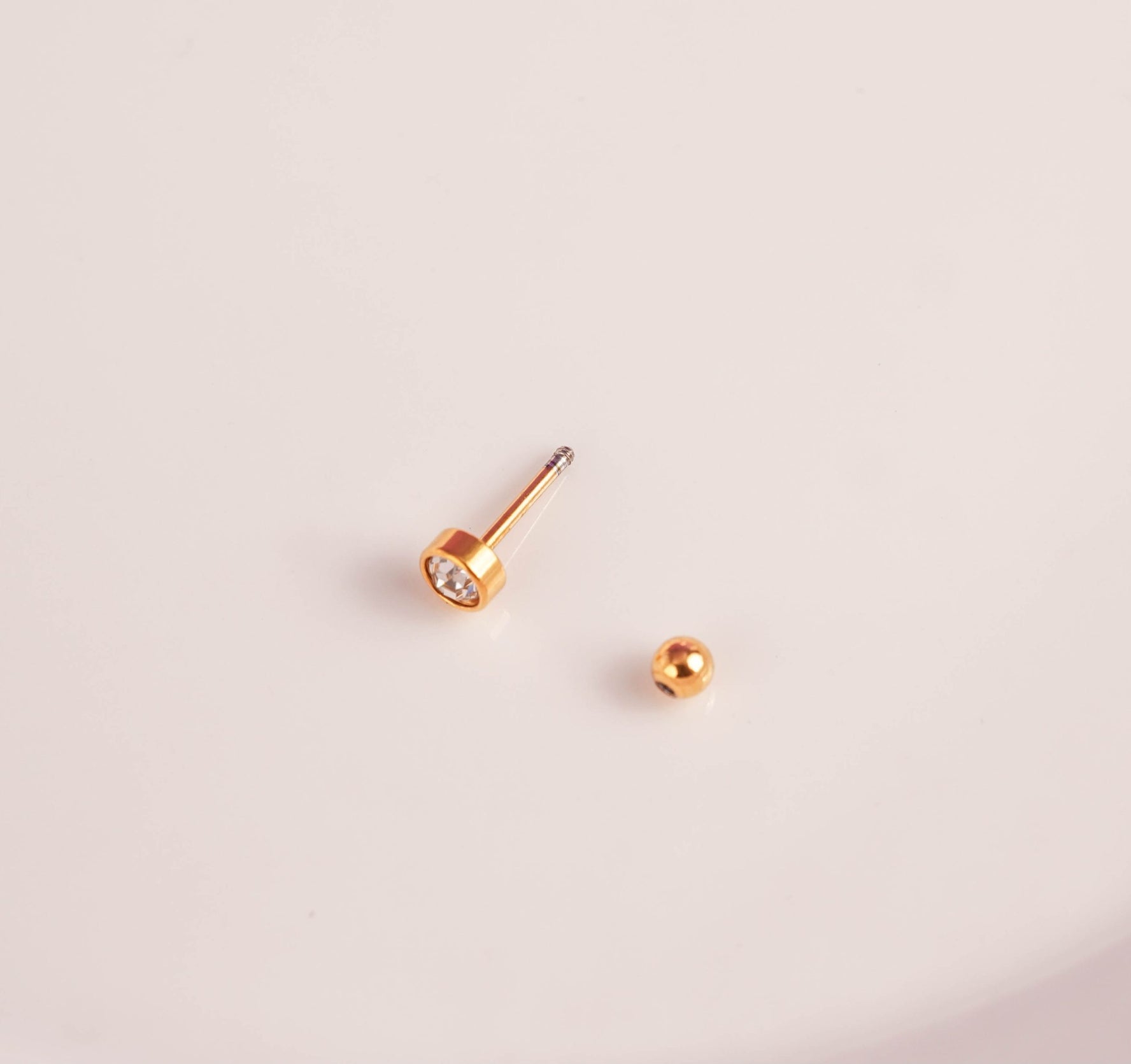 Piercing Circón Blanco Dorado  Ref: H188