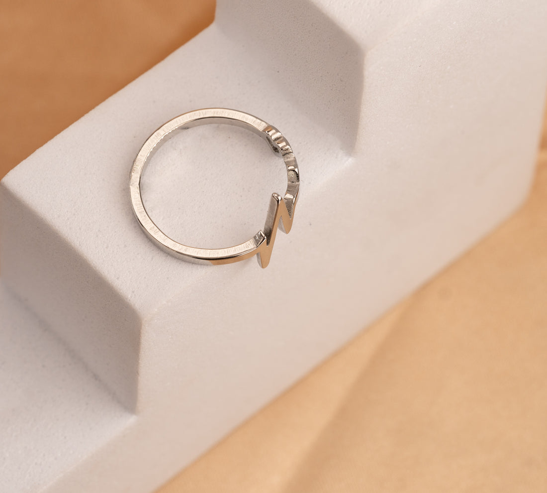 Anillo Electro Corazón Plateado Ref: A2420