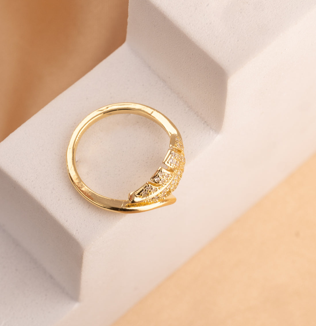 Anillo Hoja Circones Dorado Ref: A2480