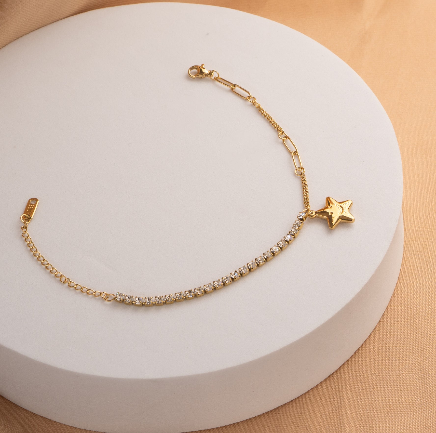 Pulsera Estrella Circones Dorada Ref: I307