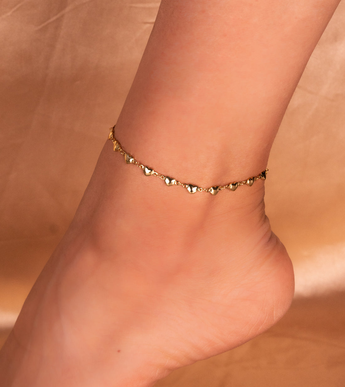 Tobillera Corazones Dorada  Ref: M155