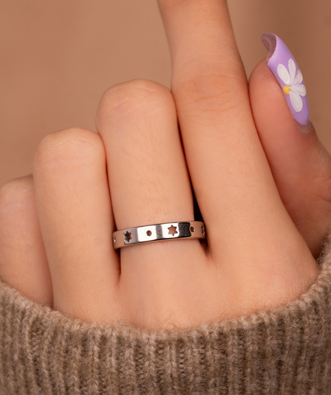 Argolla  Estrellas Plateada Talla 7 Ref:A425