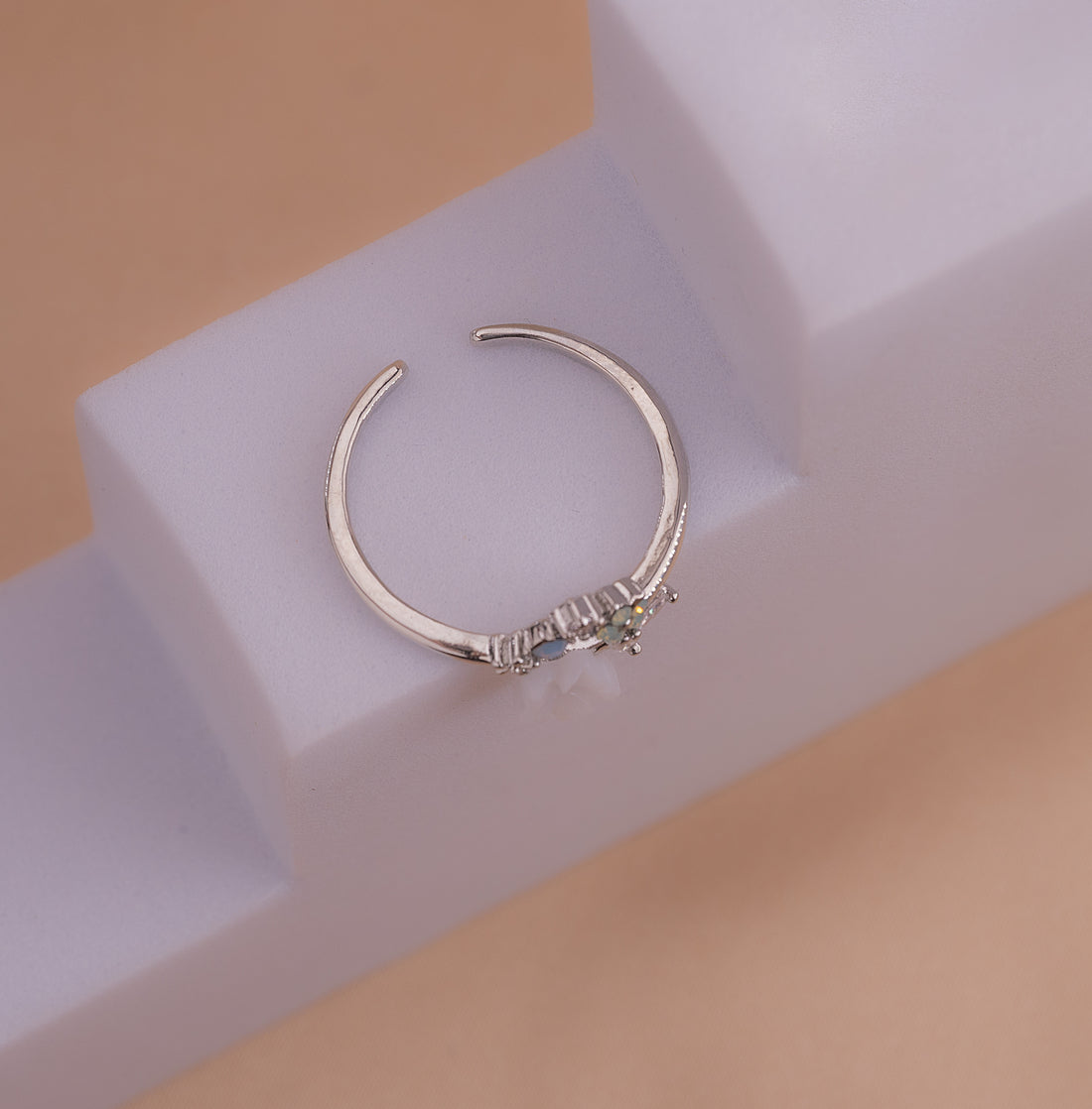 Anillo Geranio Plateado Ref:A1482