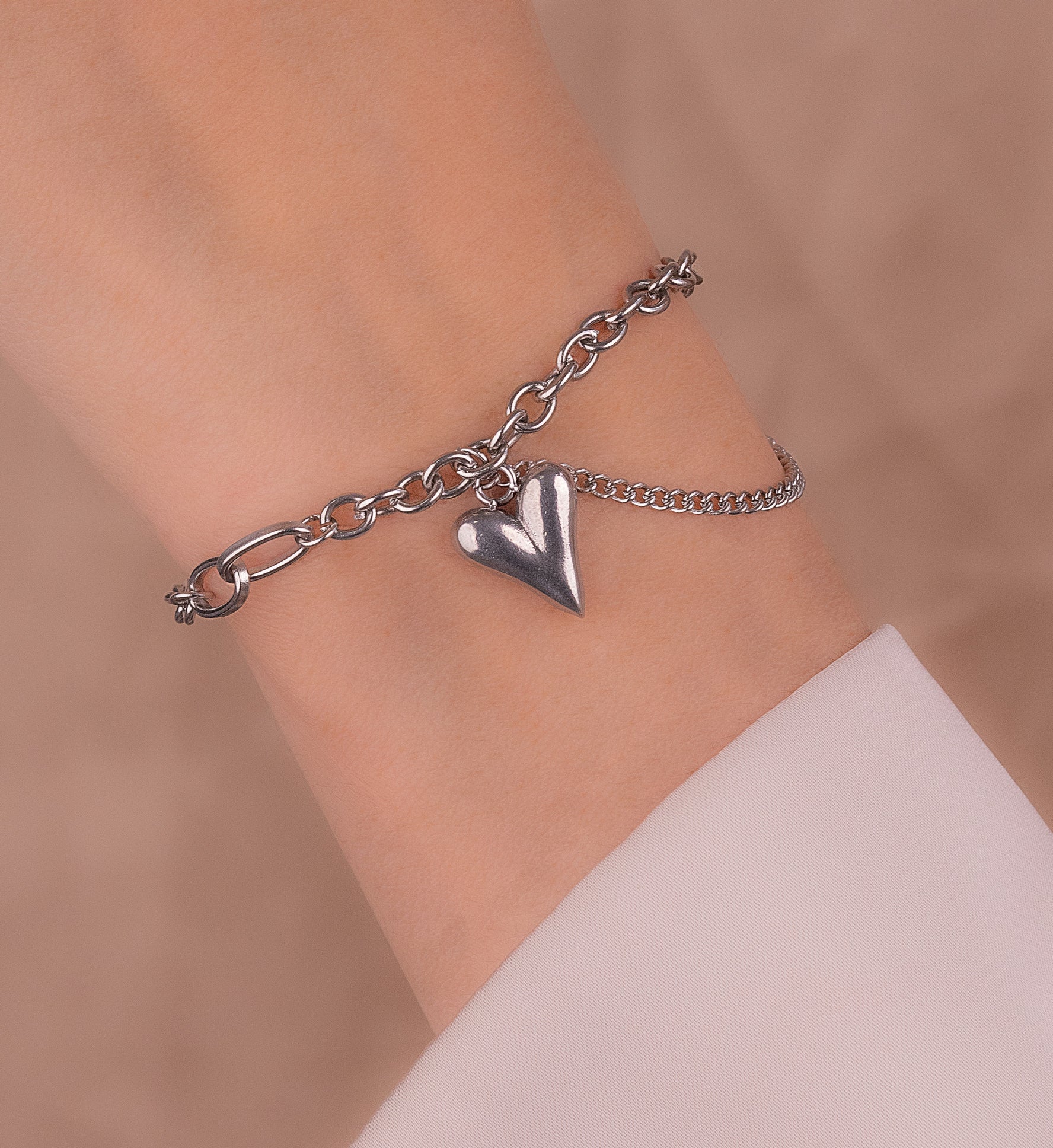 Pulsera Corazón Cadena Plateada Ref: I1088