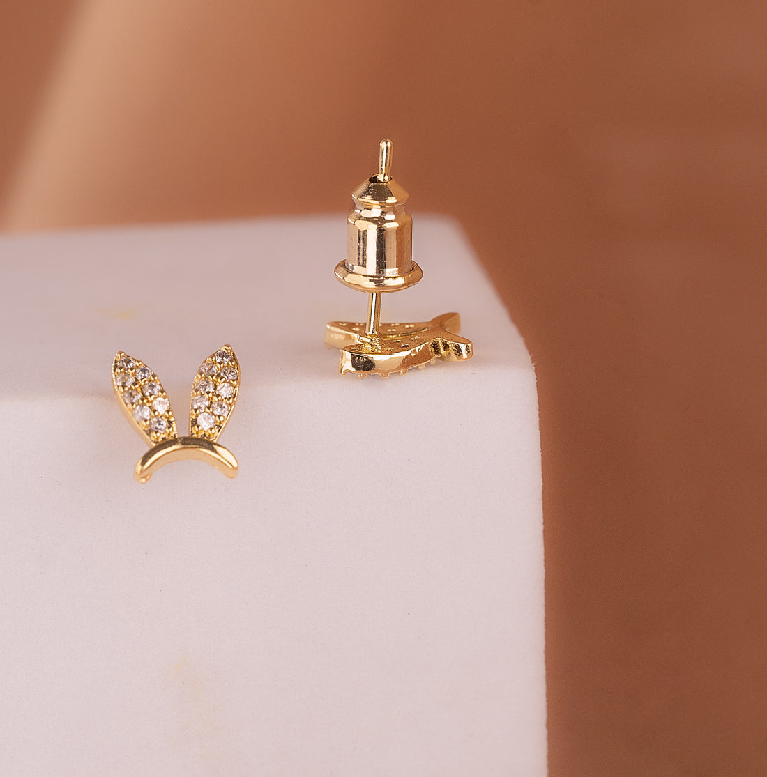 Topitos Orejas De Conejo Dorados Ref: L1313