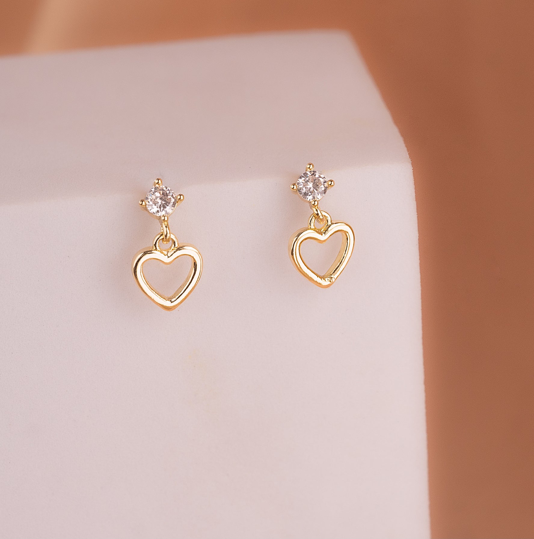 Topitos Corazones Silueta Dorados Ref: L1273