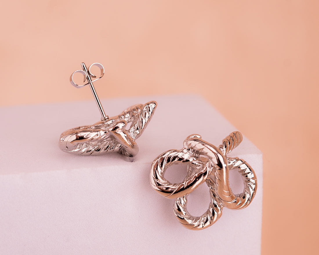 Aretes Lazo Plateados Ref: B1446