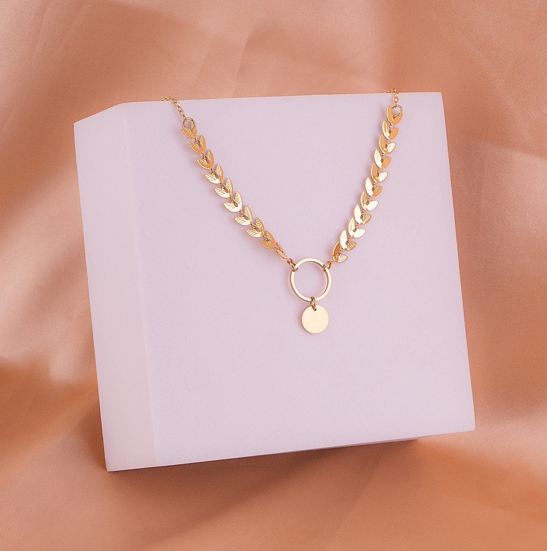 Cadena Espigas Círculo Dorada Ref: C265