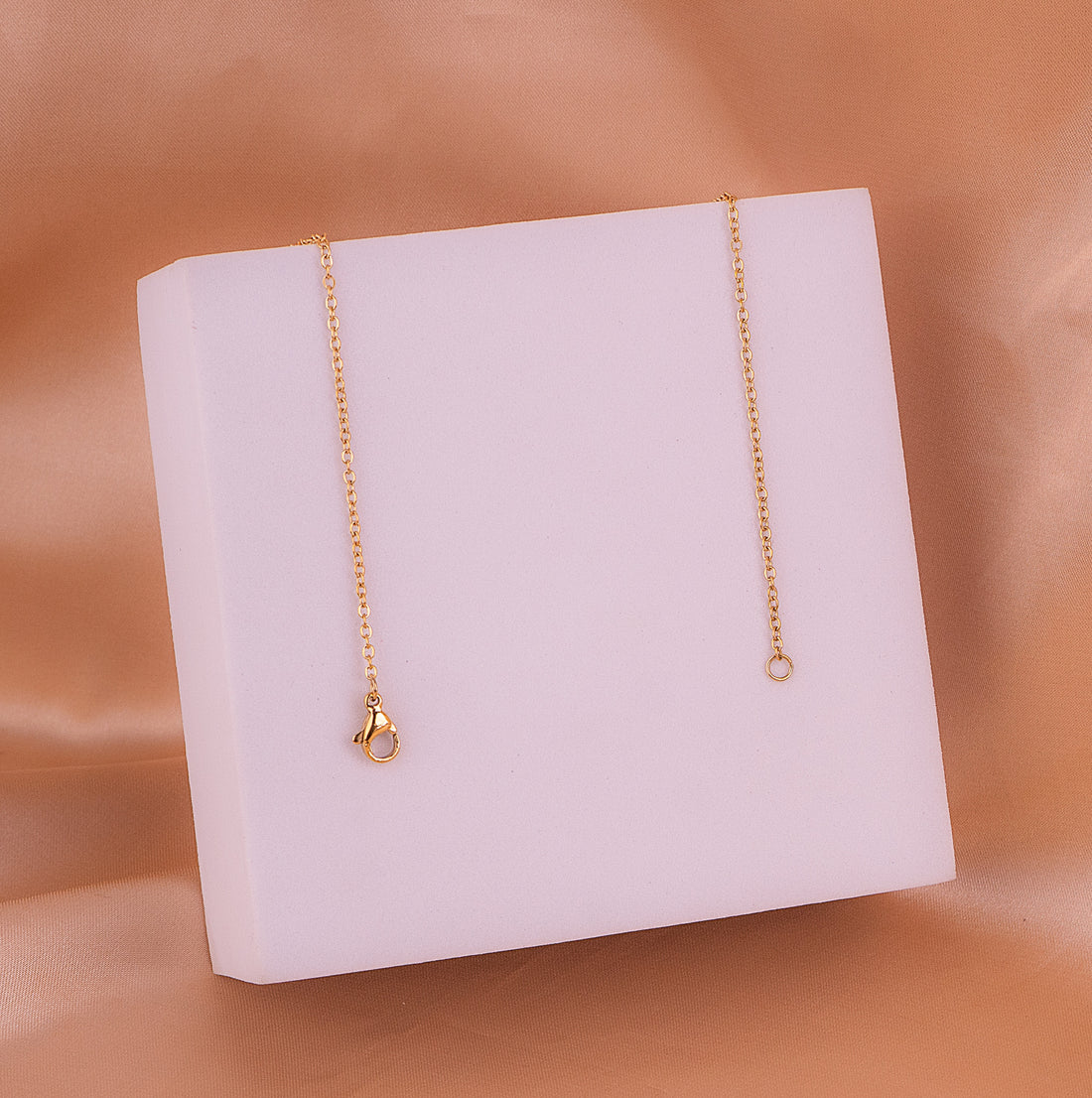 Cadena Lunas Dorada Ref: C028